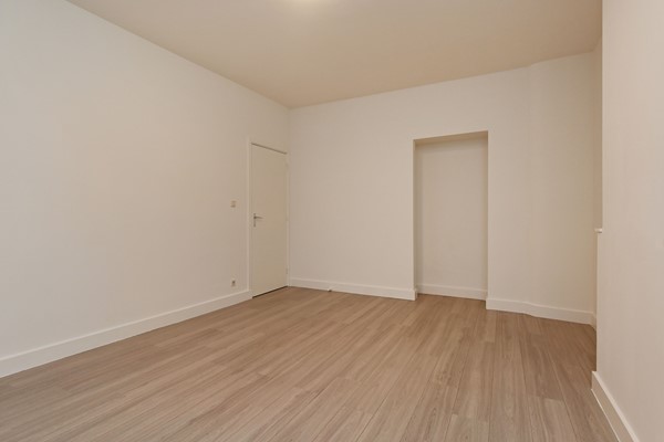 Medium property photo - Velpsestraat 211, 2573 SK Den Haag